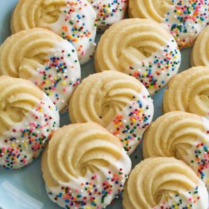 White Chocolate ONLY dipped.