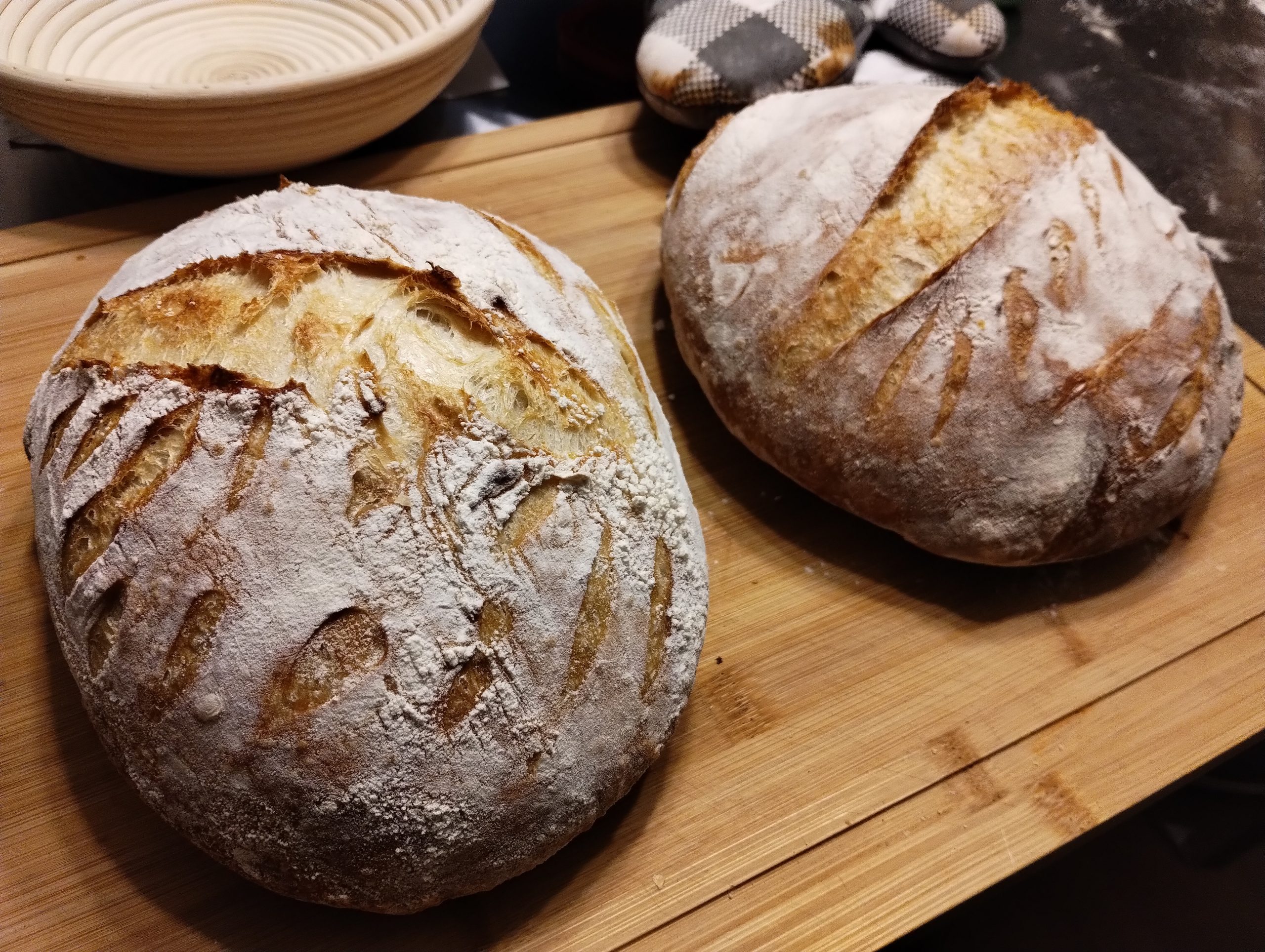artisan-bread-loaves